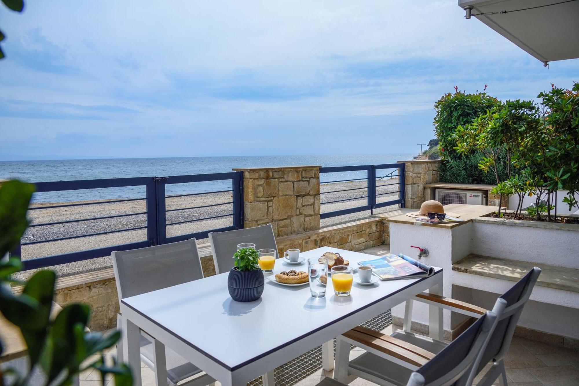Elpiniki Luxury Apartments Nea Poteidaia Luaran gambar