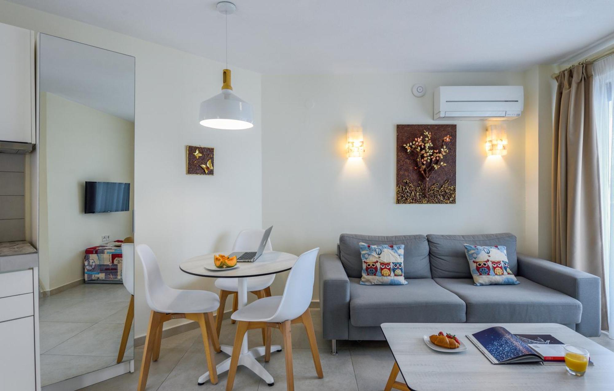 Elpiniki Luxury Apartments Nea Poteidaia Luaran gambar
