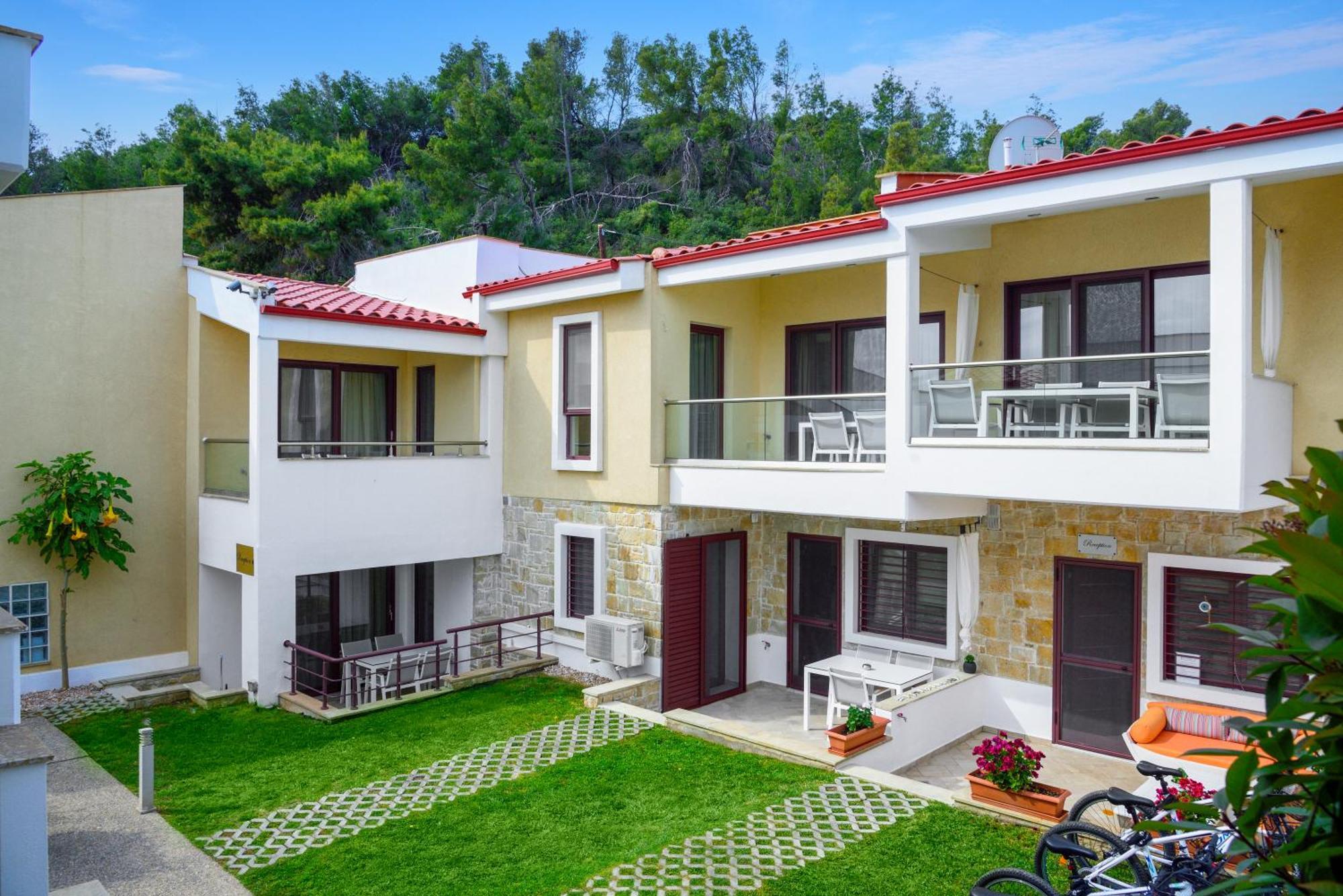Elpiniki Luxury Apartments Nea Poteidaia Luaran gambar