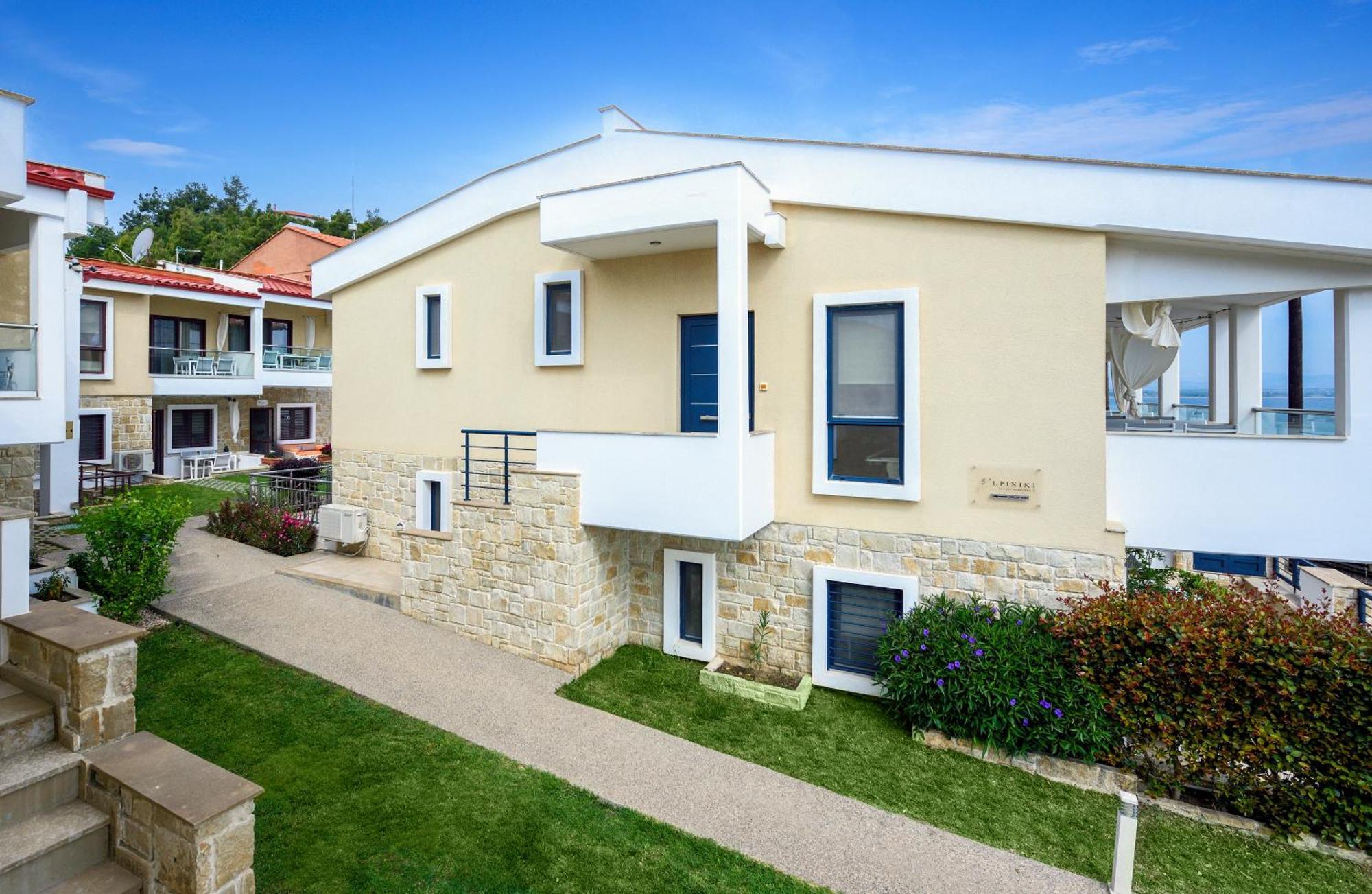 Elpiniki Luxury Apartments Nea Poteidaia Luaran gambar